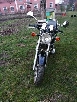 Kawasaki zephyr 550