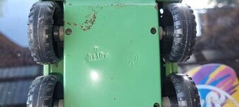 Vojenské auto