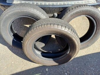Letní PNEU 205/60 R16