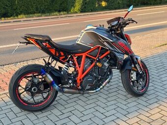 KTM Superduke 1290R