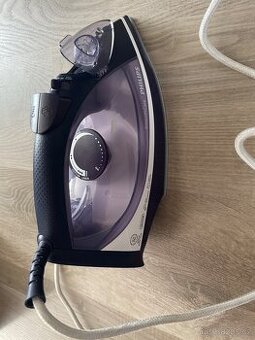 Žehlička Philips Smoothcare