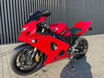 Suzuki Gsxr 600, 88KW, 23xxx km, nová STK