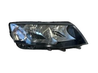 Pravý halogen světlo 5E1941016 Škoda Octavia 3 r.v. 2017