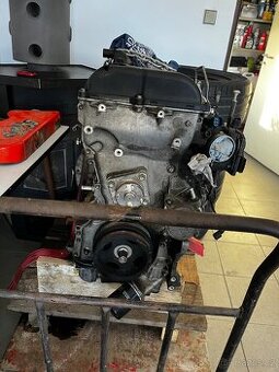 motor Mitsubishi L200 4N15