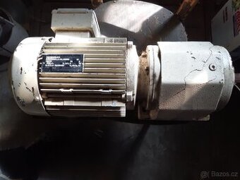 3f motor 2,4 kw - 1
