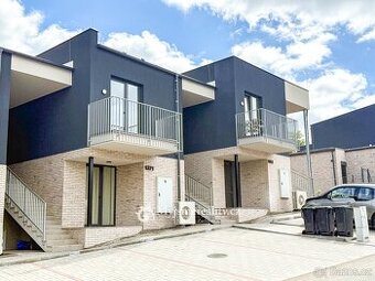 Pronájem novostavby bytu s terasou a parkovacím stáním 1+kk,