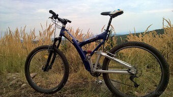 Rock Machine 26" - 1