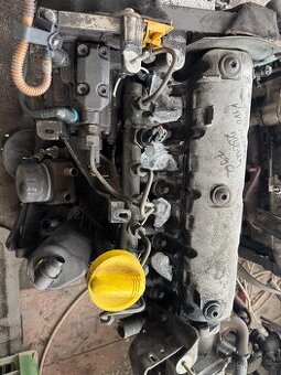 Renault trafic,opel vivaro atd 1.9dci motor