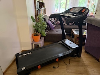 Běžecký pás HOUSEFIT SPIRO 20