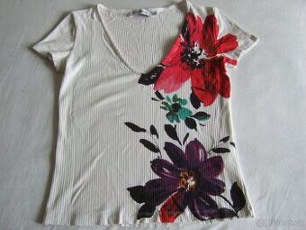 Tričko Desigual.