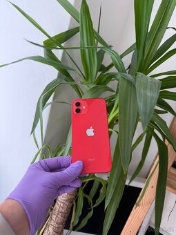Apple iPhone 12 64GB Červený
