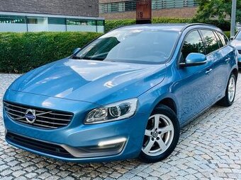 Volvo V60 2.0D 120KW AUT FACELIFT LED VÝHŘEV SERVISKA