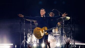 4 vstupenky Bryan Adams - 1.8.2025 Hradec Králové