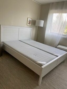 Prodám manželskou postel IKEA 140cm x 200cm