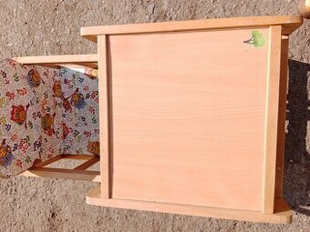 Daruji -devěná jídelní židlička za pleny