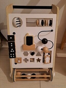 Dřevěné chodítko