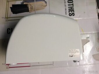 Sušák na ruce-elektrický