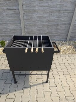 Gril na makrely a šašlik