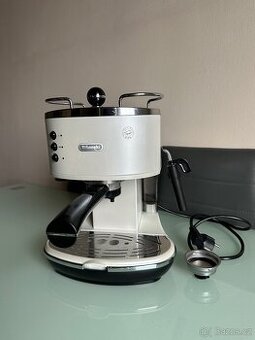 Kávovar DeLonghi
