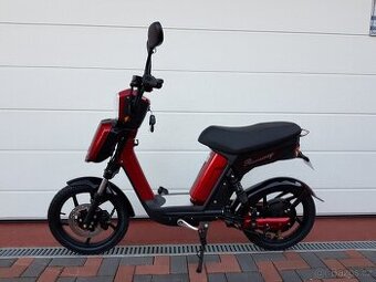 E-Babeta bez SPZ, nová, skladem