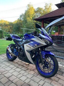 Yamaha YZF R3 2016 - TOP STAV