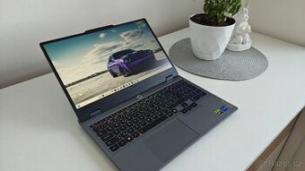 Herní Notebook Lenovo LOQ 15IRX10 šedý