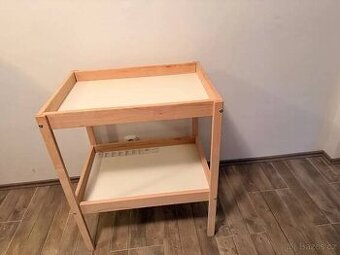 Přebalovací pult ikea