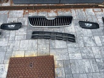 Škoda Superb II facelift 2015 přední mlhovky