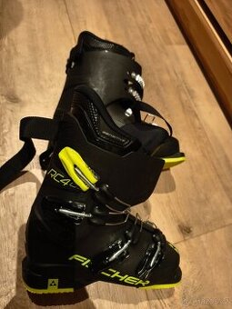 Lyžařské juniorské boty Fischer RC4, Mondo point 23,5cm