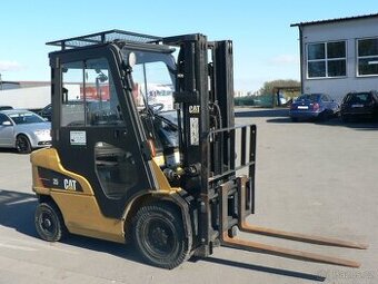 CATERPILLAR DP 25 NT diesel ,najeto 6653 Mth - 1