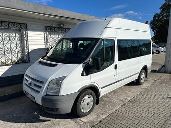 Ford Transit 2.2 TDCI L2H2 9 míst