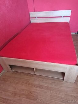 Prodám postel