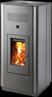 Haas Sohn Toledo IV 32 kamna na pelety