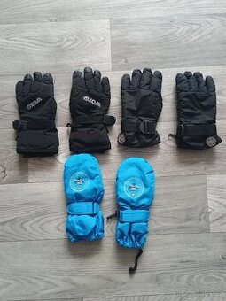 Rukavice na ven cca 3-6 let