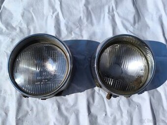 Přední světla na Spartaka a Felici.