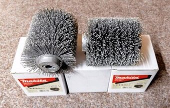 Prodám drásací kartáč Makita 9741, P60