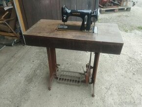 Šicí stroj Minerva