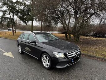 Mercedes E350 4matic 190kw, Avantgarde, Servis Mercedes