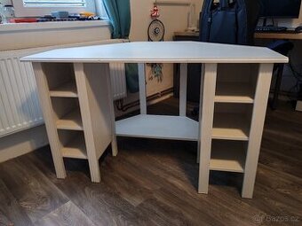 Psací stůl - rohový