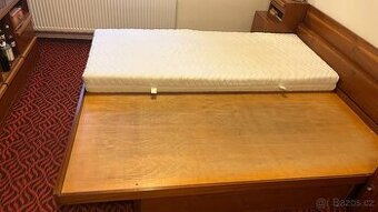 Prodloužená manželská postel 180x210