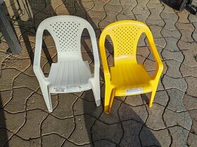 Plastové židličky 2 ks