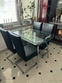 jídelní stůl + 4x židle