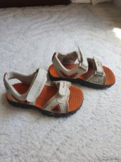 Dětské sandály zn. Nike - vel. 26