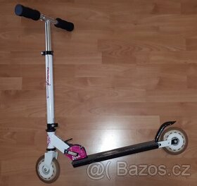 Hliníková dívčí koloběžka Barbie