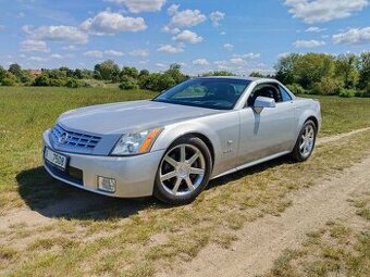 CADILLAC XLR  luxusní kabriolet cabrio  žehlička