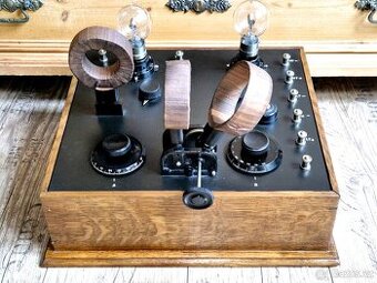 Starožitné rádio Burndept, Anglie, 1925