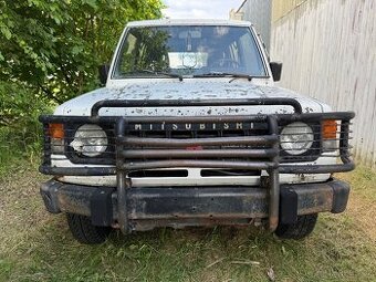Pajero V6 benzin, na díly