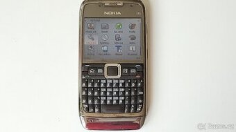 Nokia E71