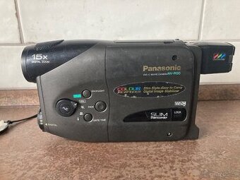 Retro analogová kamera Panasonic NV-R50