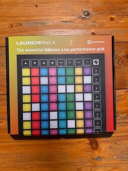 Midi kontroler Novation Launchpad X - 1
